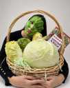От капустных масок до бобров в зеркальном кубе: чем бренды удивляли в сентябре